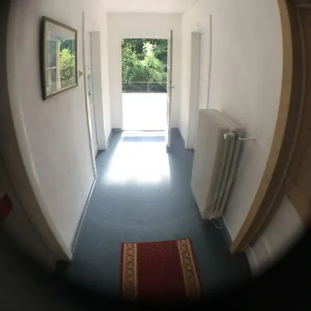 게스트하우스 Zimmerfrei Wuppertal Kronenberg